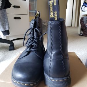 Black Dr.Martens